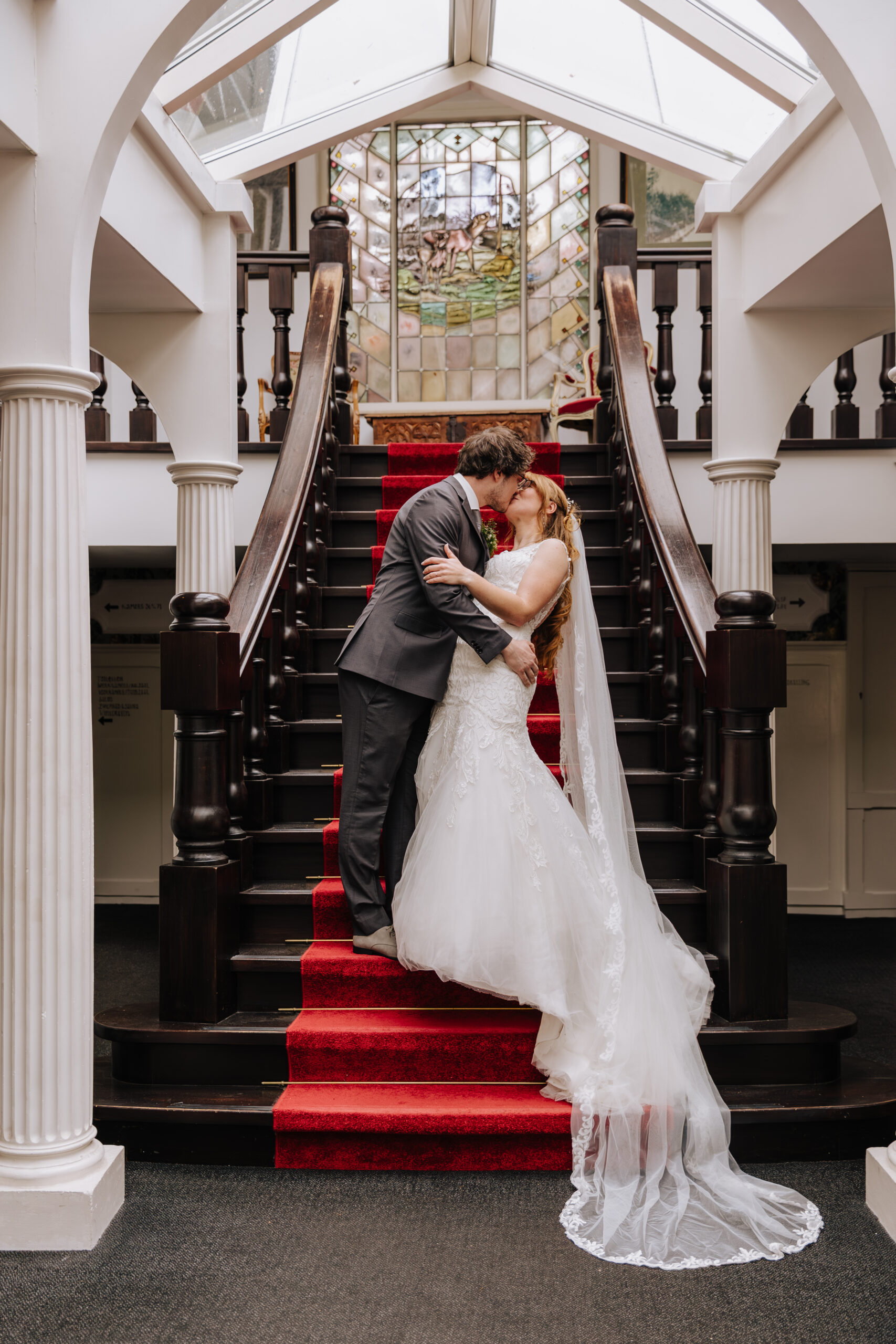 Bruidsfotografie fotoshoot bruidspaar Villa Vennendal Nunspeet