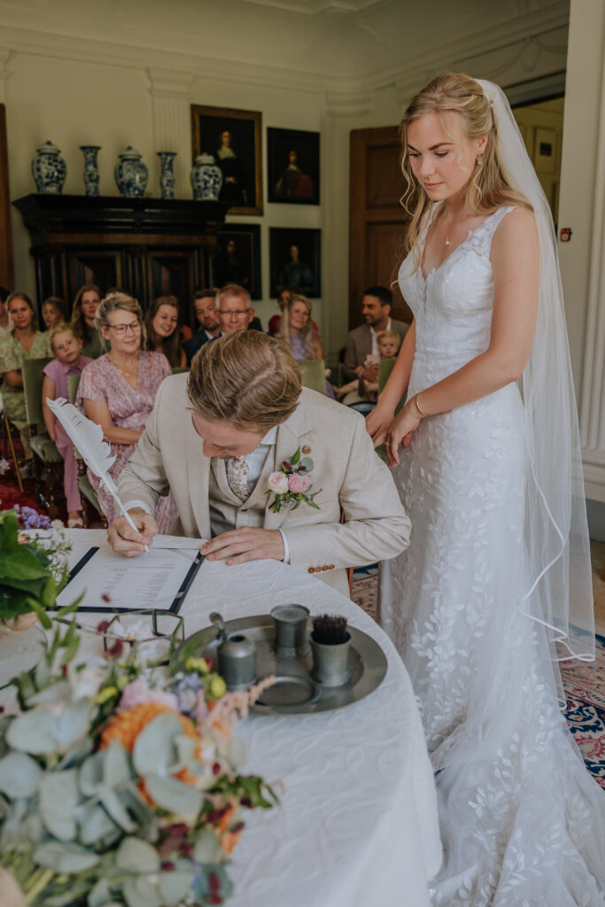 Bruidsfotografie Landgoed Fraeylemaborg Groningen